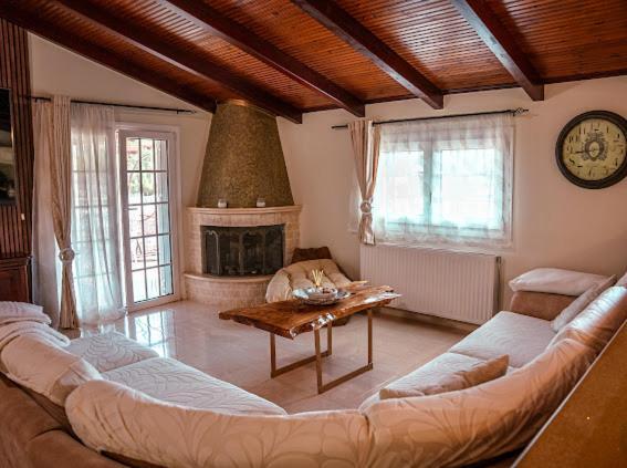 ארגוסטולי Liberis Loft Suite מראה חיצוני תמונה